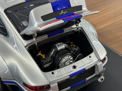 1/12 Resin Porsche Singer DLS – Ivy Image Models (Silver with Blue Stripe)