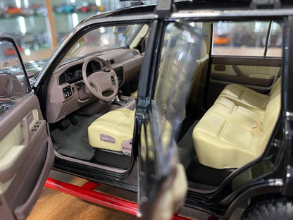 KengFai Toyota Land Cruiser 80 1:18 diecast model in black – full opening collectible for Dubai collectors