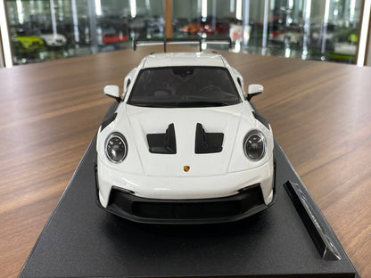 1/18 Diecast Porsche 911 (992) GT3 RS 2024 in White / blue by Solido