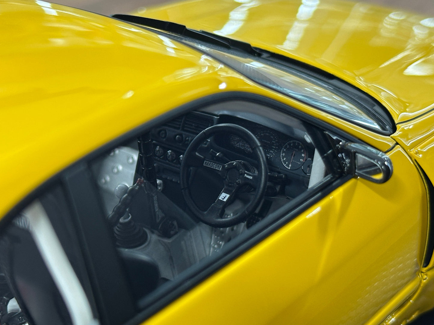 1/18 Resin Ignition Model Nissan Skyline GT-R R33 Pandem – Yellow