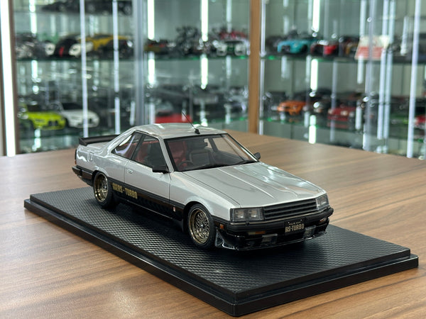 Nissan Skyline GT-R RS-Turbo R30 Silver/Black Resin Model