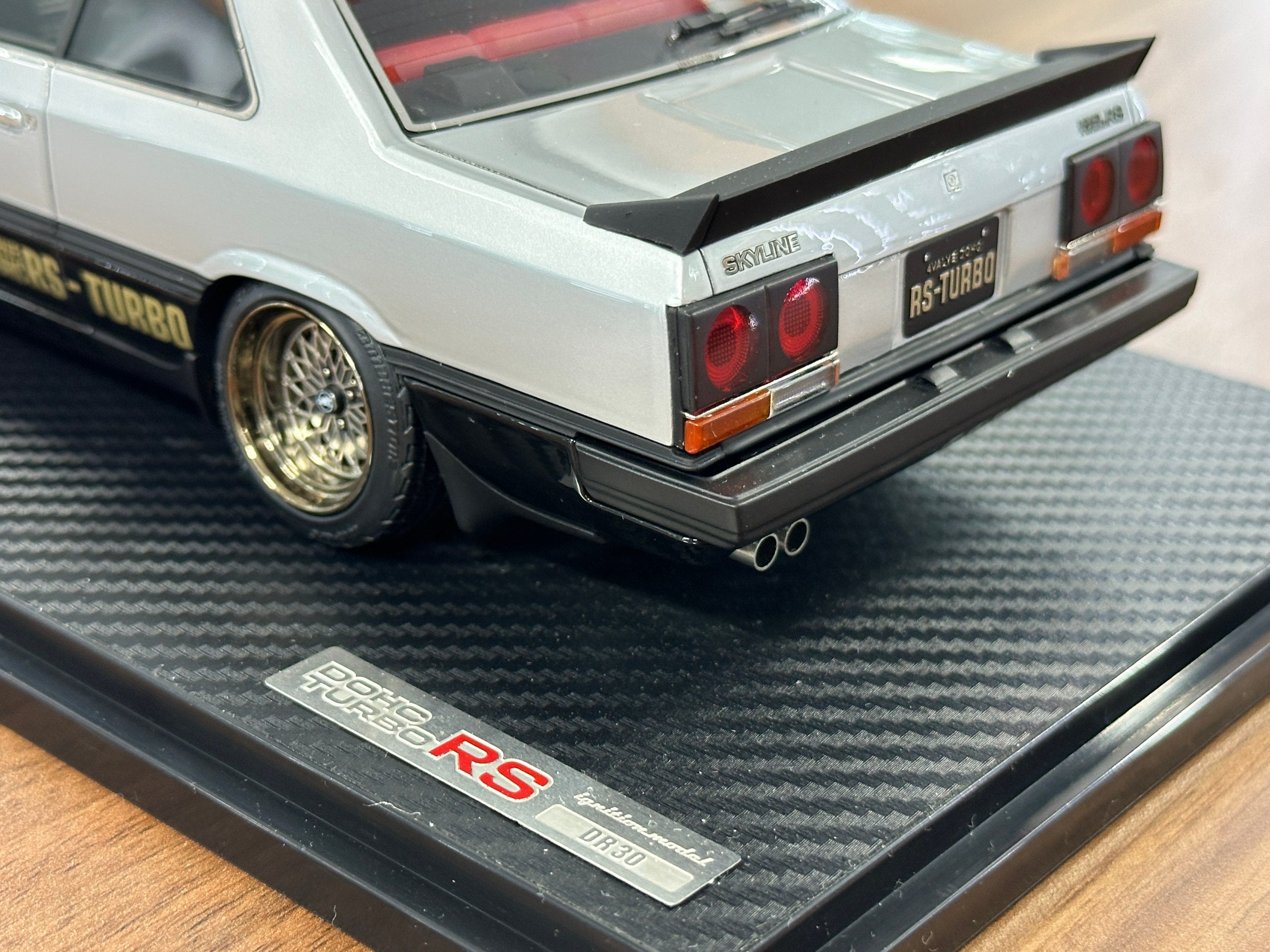 Nissan Skyline GT-R RS-Turbo R30 Silver/Black Resin Model