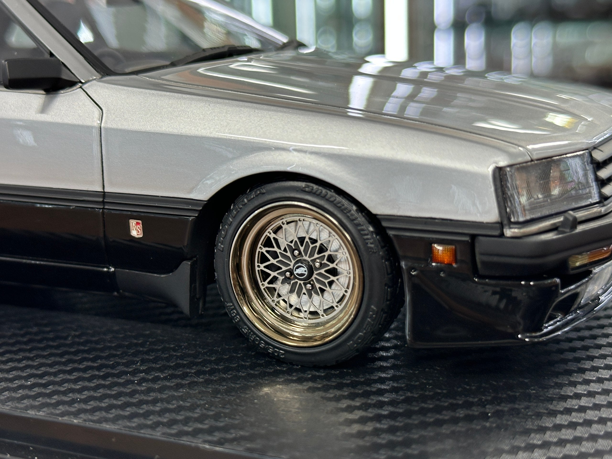 Nissan Skyline GT-R RS-Turbo R30 Silver/Black Resin Model