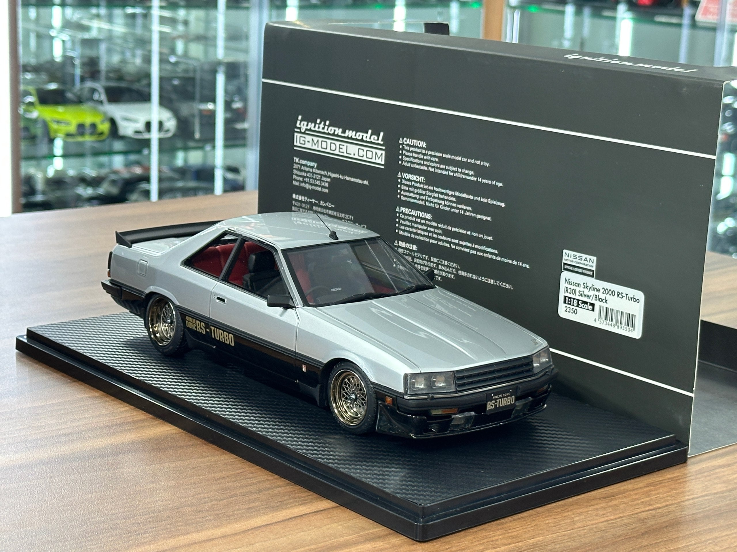 Nissan Skyline GT-R RS-Turbo R30 Silver/Black Resin Model