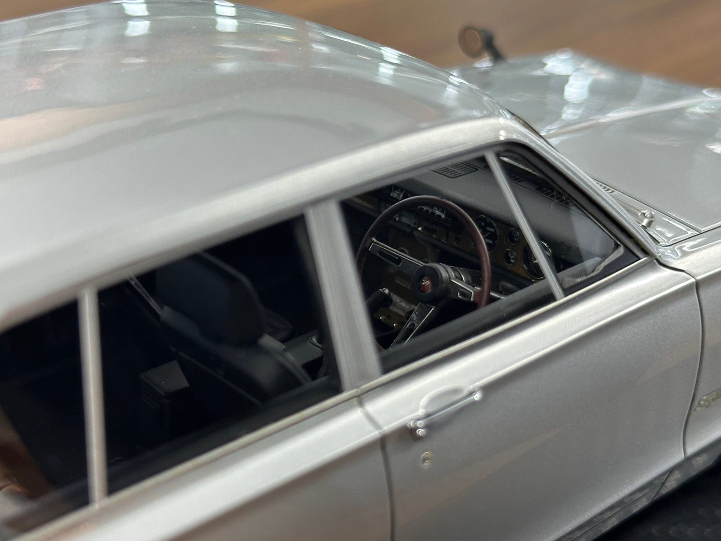 1/18 Resin Ignition Model Nissan Skyline 2000 GT-R PGC10 – Silver