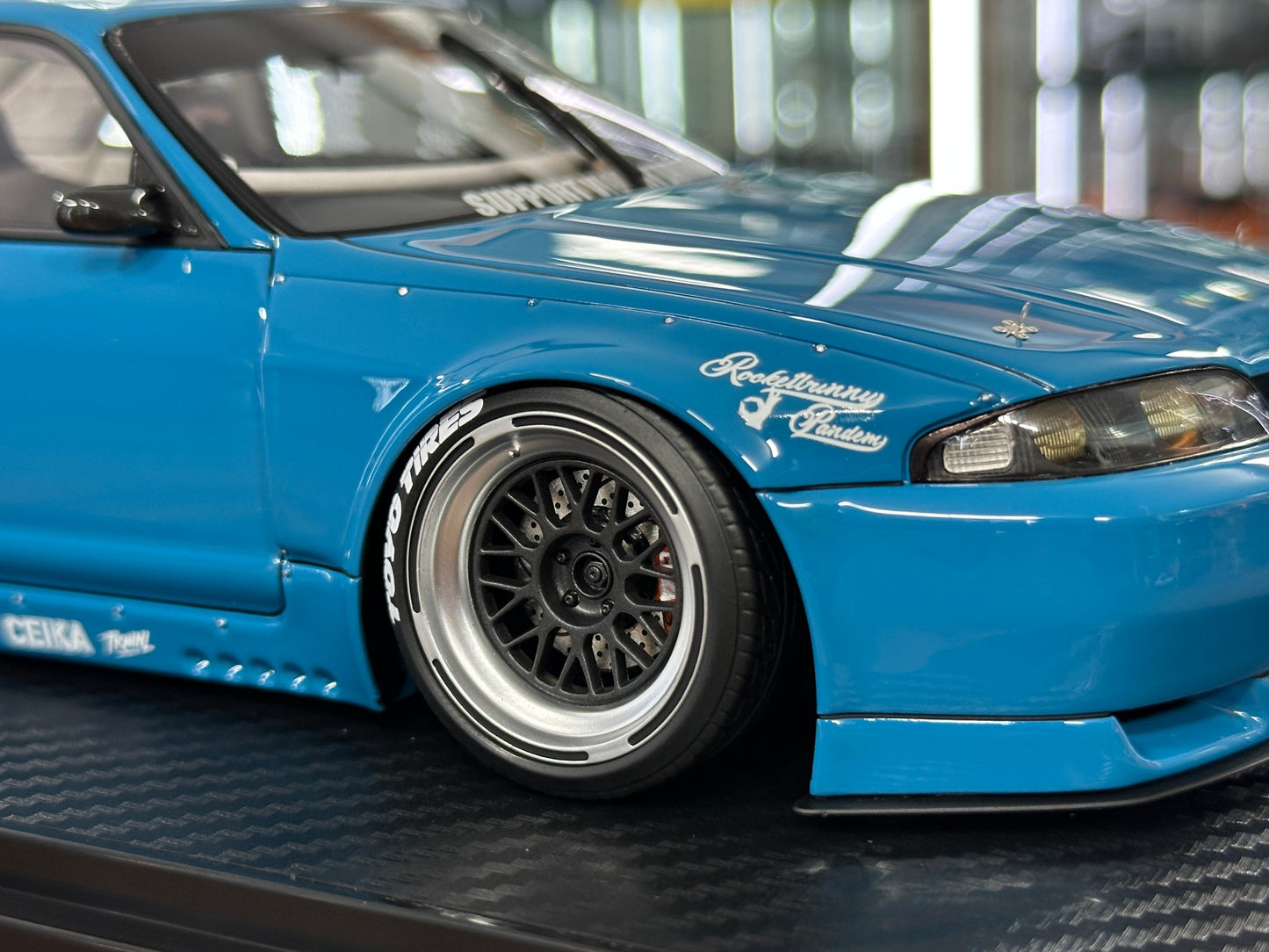 1/18 Resin Ignition Model Nissan Skyline GT-R R33 Pandem – Blue