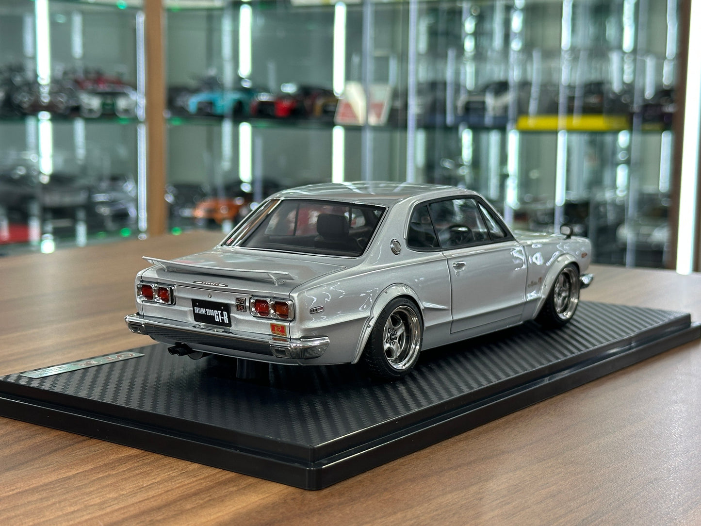 1/18 Resin Ignition Model Nissan Skyline 2000 GT-R KPGC10 – Silver