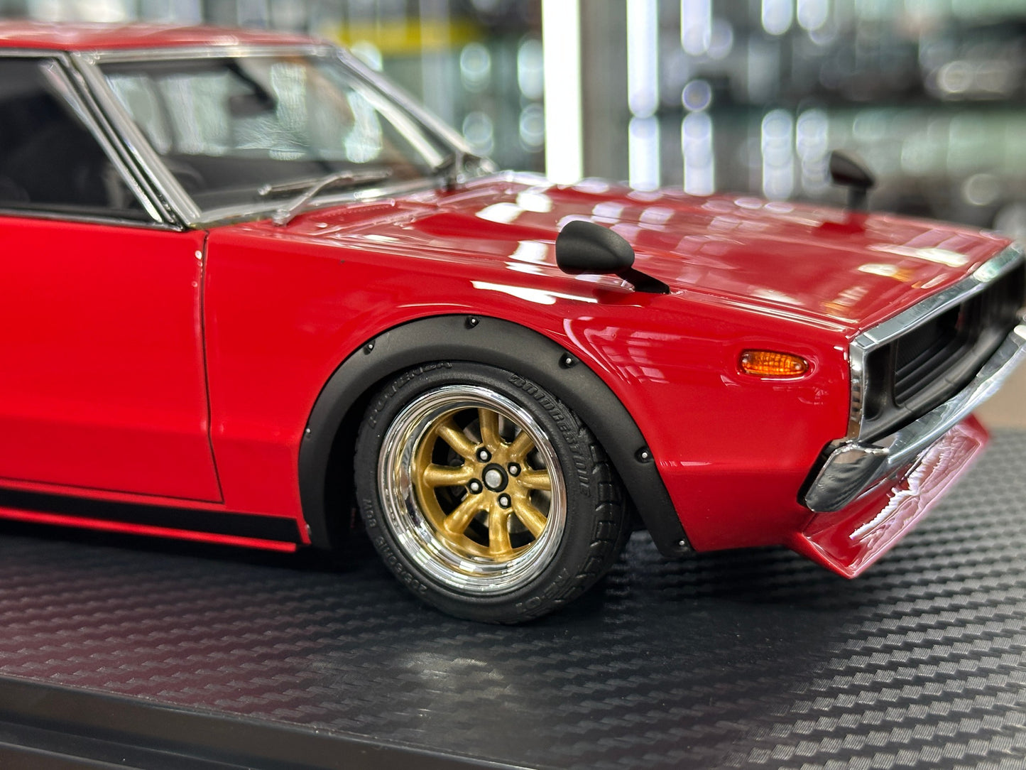 1/18 Resin Ignition Model Nissan Skyline 2000 GT-R KPGC110 – Red