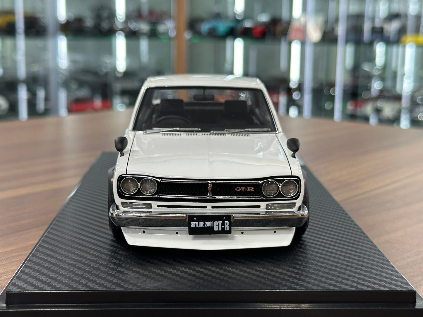 1/18 Resin Model Nissan Skyline 2000 GT-R KPGC10 White