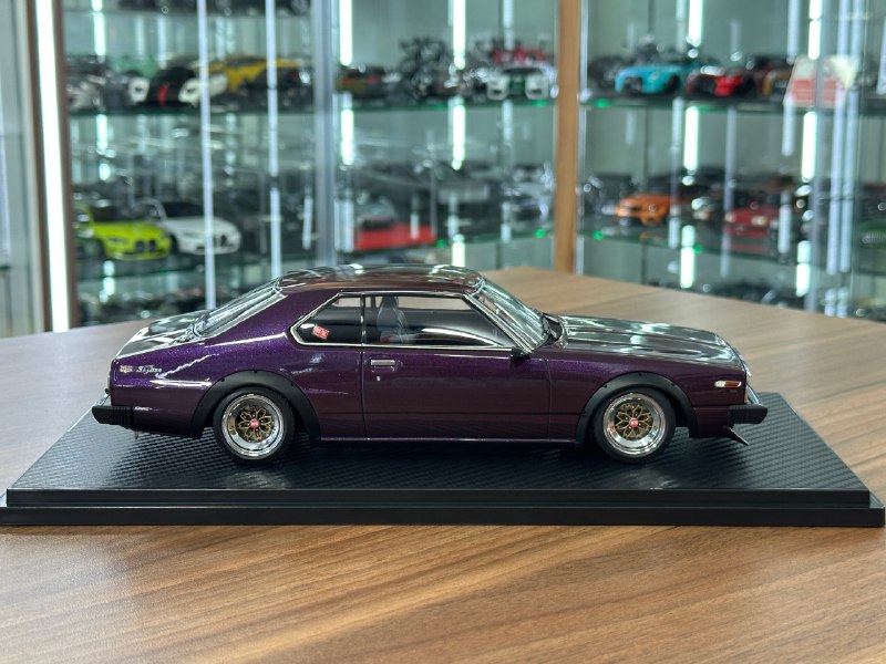 1/18 Resin Ignition Model Nissan Skyline 2000 GT-ES C210 – Purple