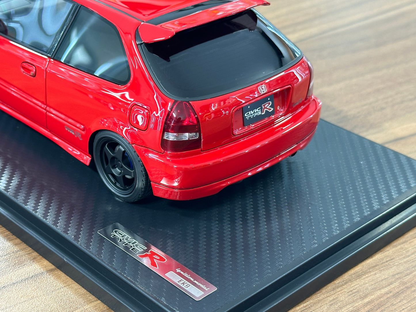 1/18 Resin Ignition Model Honda Civic EK9 Type R – Red
