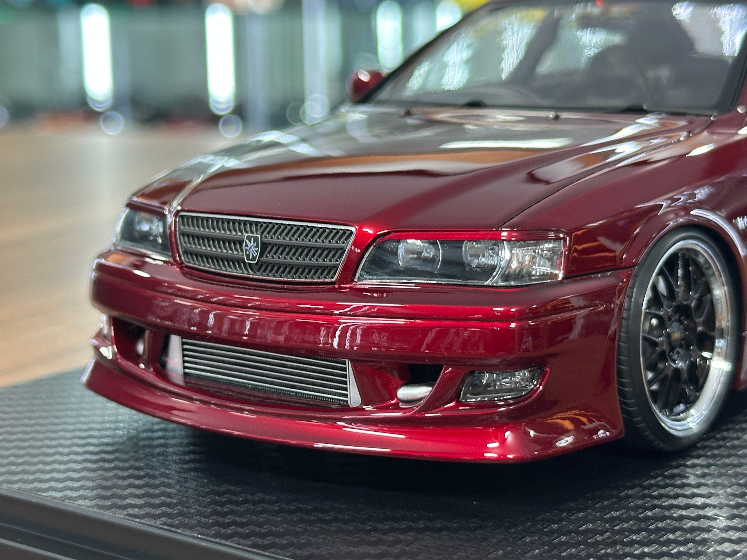 Toyota Chaser VERTEX JZX100 Red Metallic 1/18 Resin Model