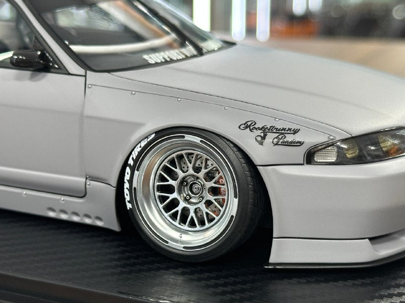 Nissan Skyline GT-R BCN R33 Pandem Matte Gray 1/18 Resin Model
