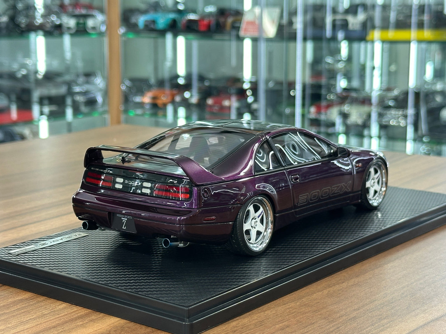 1/18 Resin Ignition Model Nissan Fairlady Z Z32 2+2 – Purple