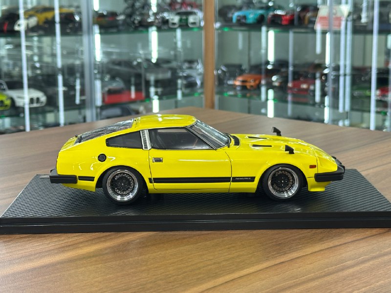 1/18 Resin Ignition Model Nissan Fairlady Z S130 – Yellow