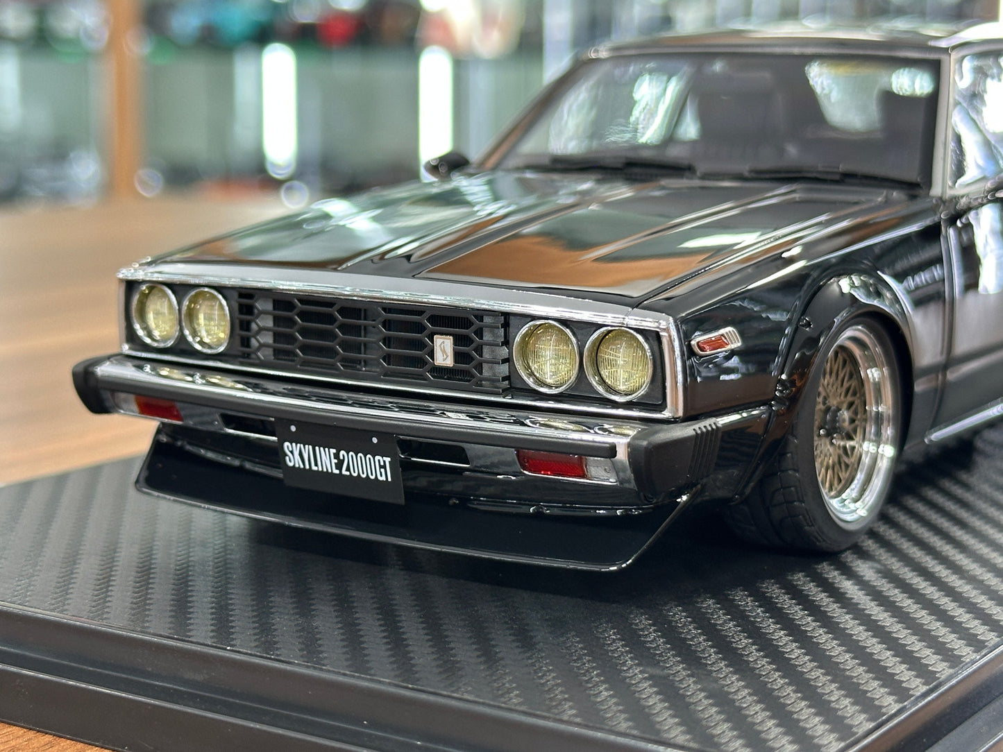 1/18 Resin Ignition Model Nissan Skyline 2000 GT-ES C210 – Purple