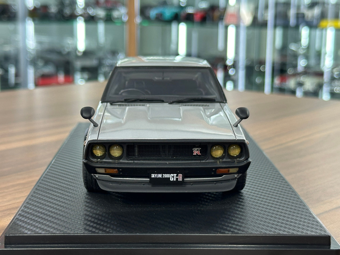 1/18 Resin Ignition Model Nissan Skyline 2000 GT-R KPGC110 – Silver Custom Ver.