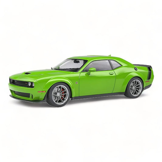 1/18 Diecast Dodge Challenger R/T SCAT Green Solido Model Car
