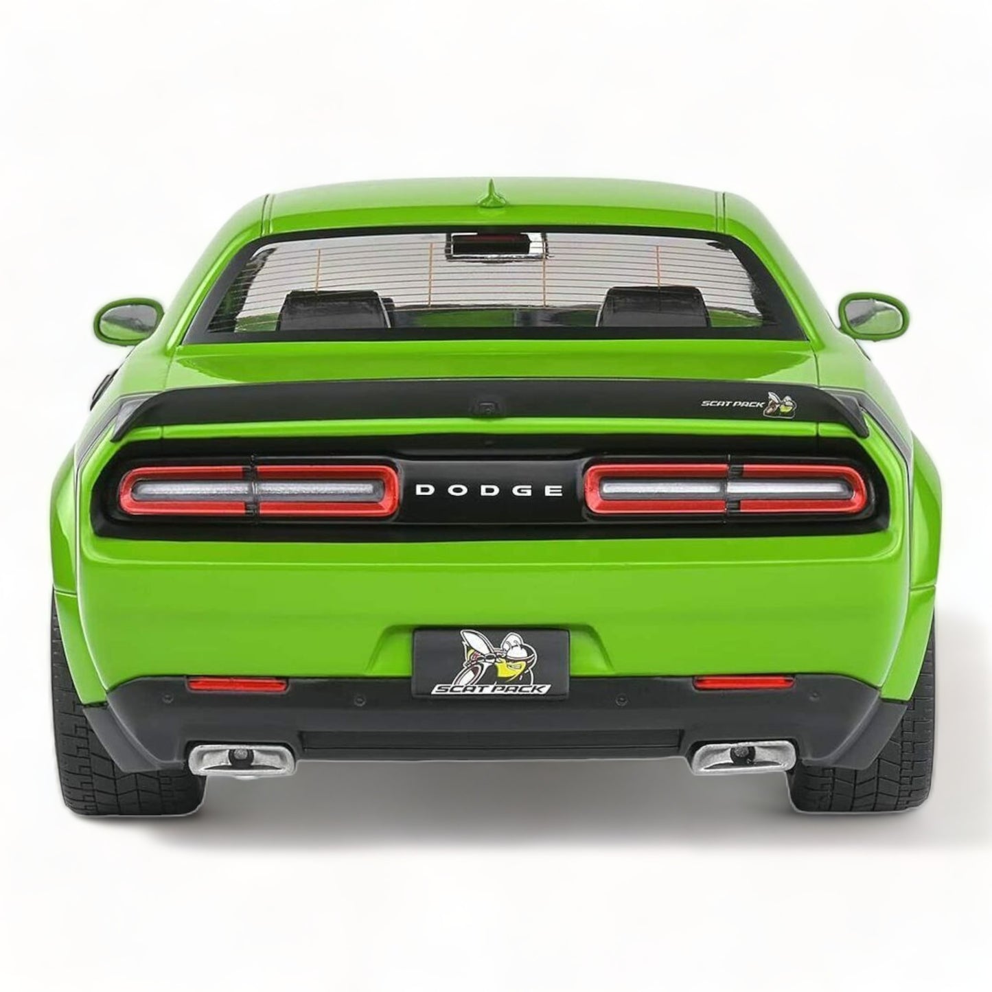 1/18 Diecast Dodge Challenger R/T SCAT Green Solido Model Car