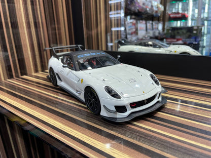 Hot Wheels Elite Ferrari 599XX Evo - 1/18 Diecast Model, All Opening - White/Black