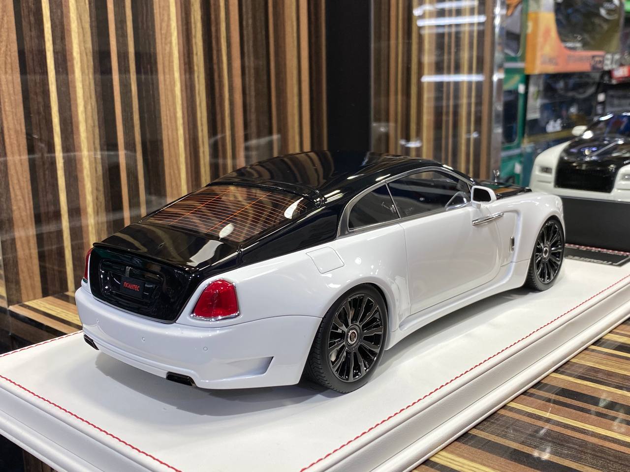 1/18 Resin Model - Davis & Giovanni Rolls-Royce WRAITH NOVITEC Limited Edition (50pcs), White/Metallic Black|Sold in Dturman.com Dubai UAE.