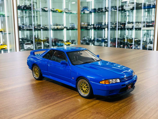 1/18 Diecast Model AutoArt Nissan Skyline GT-R R32 V-SPEC II - Blue