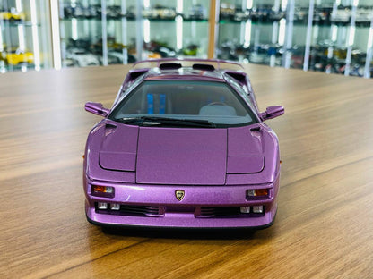 1/18 Diecast AUTOart Lamborghini Diablo SE30 in Purple