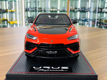 1/18 Resin Model MR Collection Lamborghini Urus Performante - Rosso Arancio