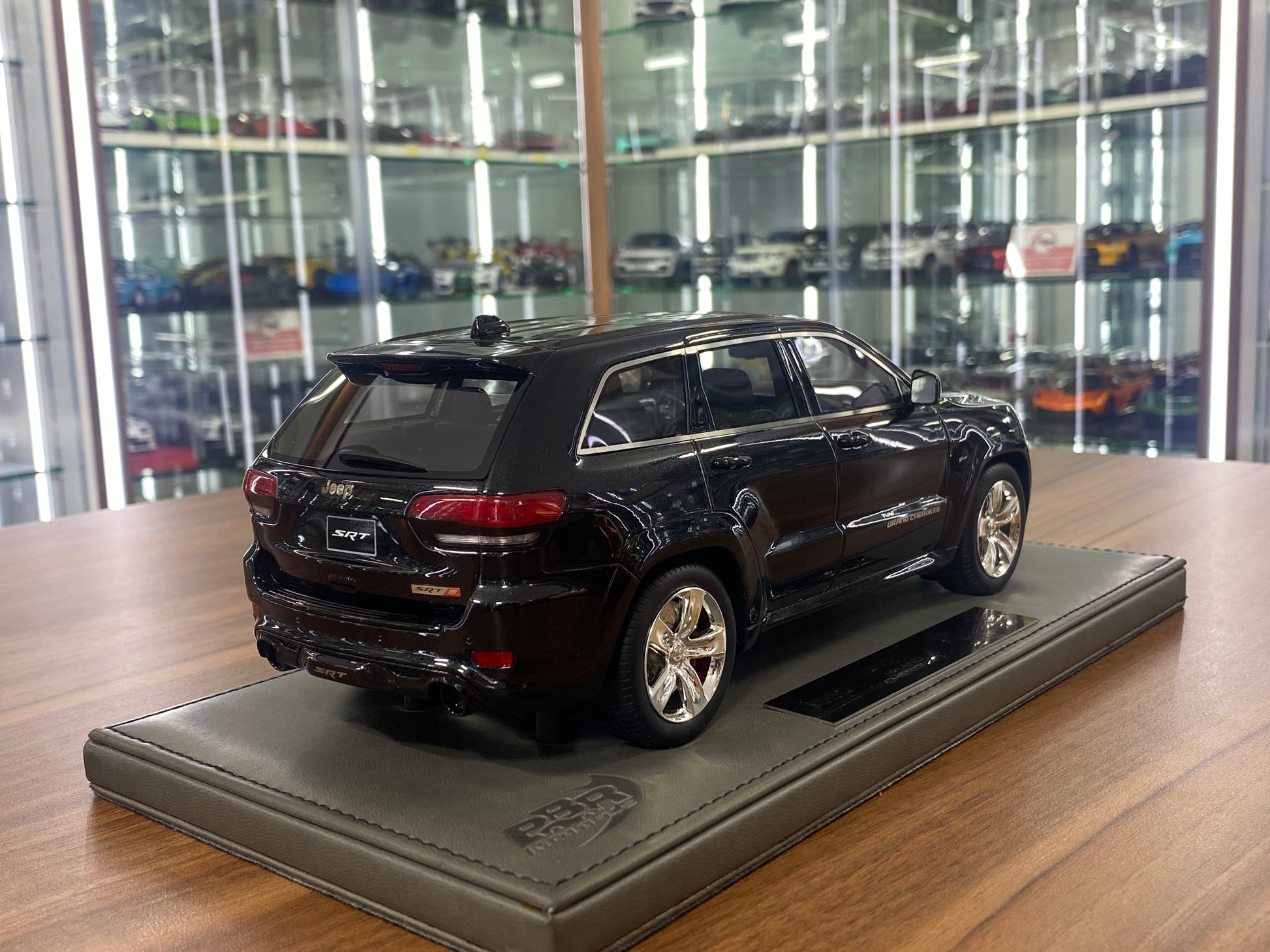 1/18 Resin Jeep SRT Grand Cherokee TOP Marques & BBR | Black