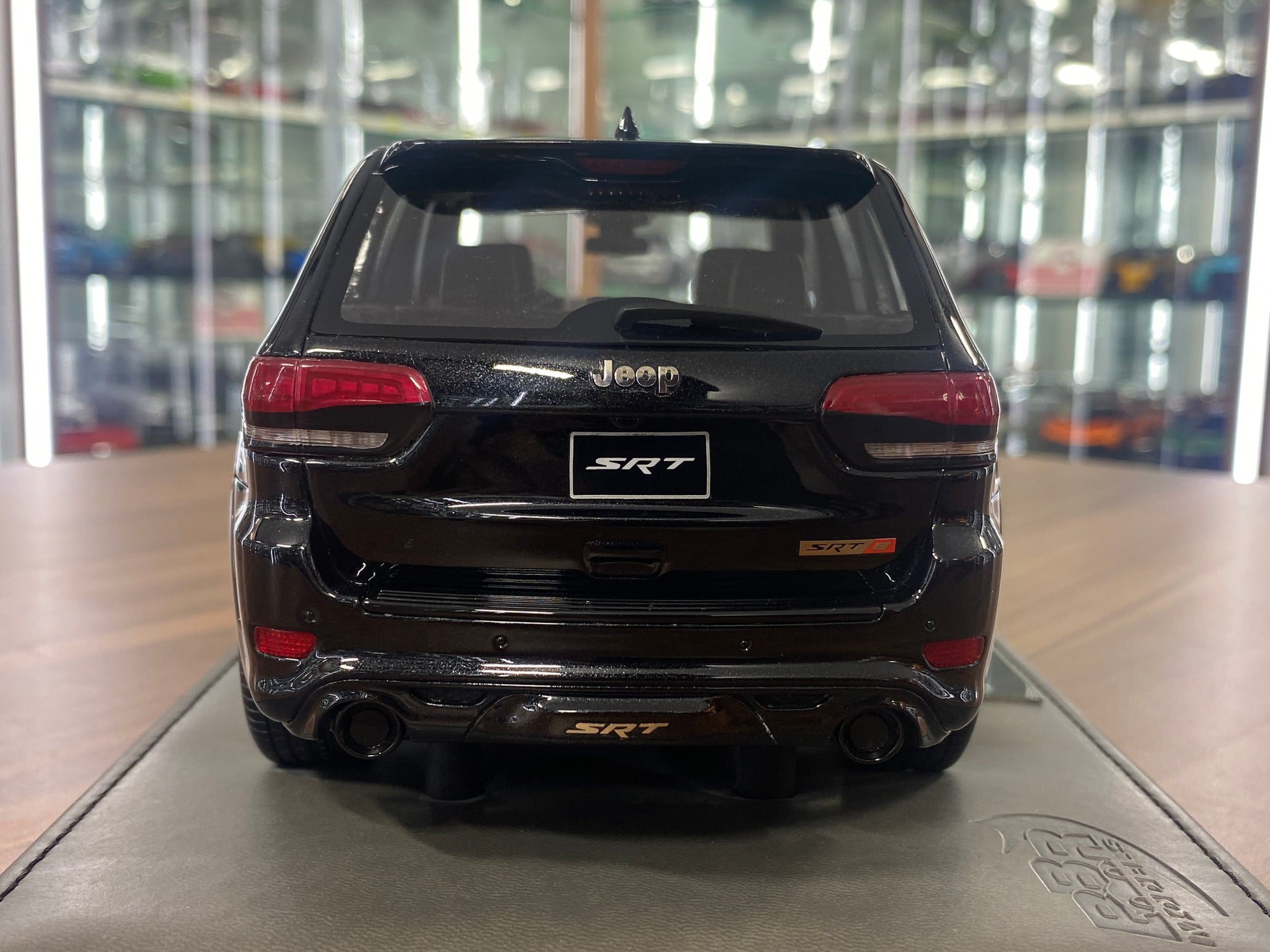 1/18 Resin Jeep SRT Grand Cherokee TOP Marques & BBR | Black