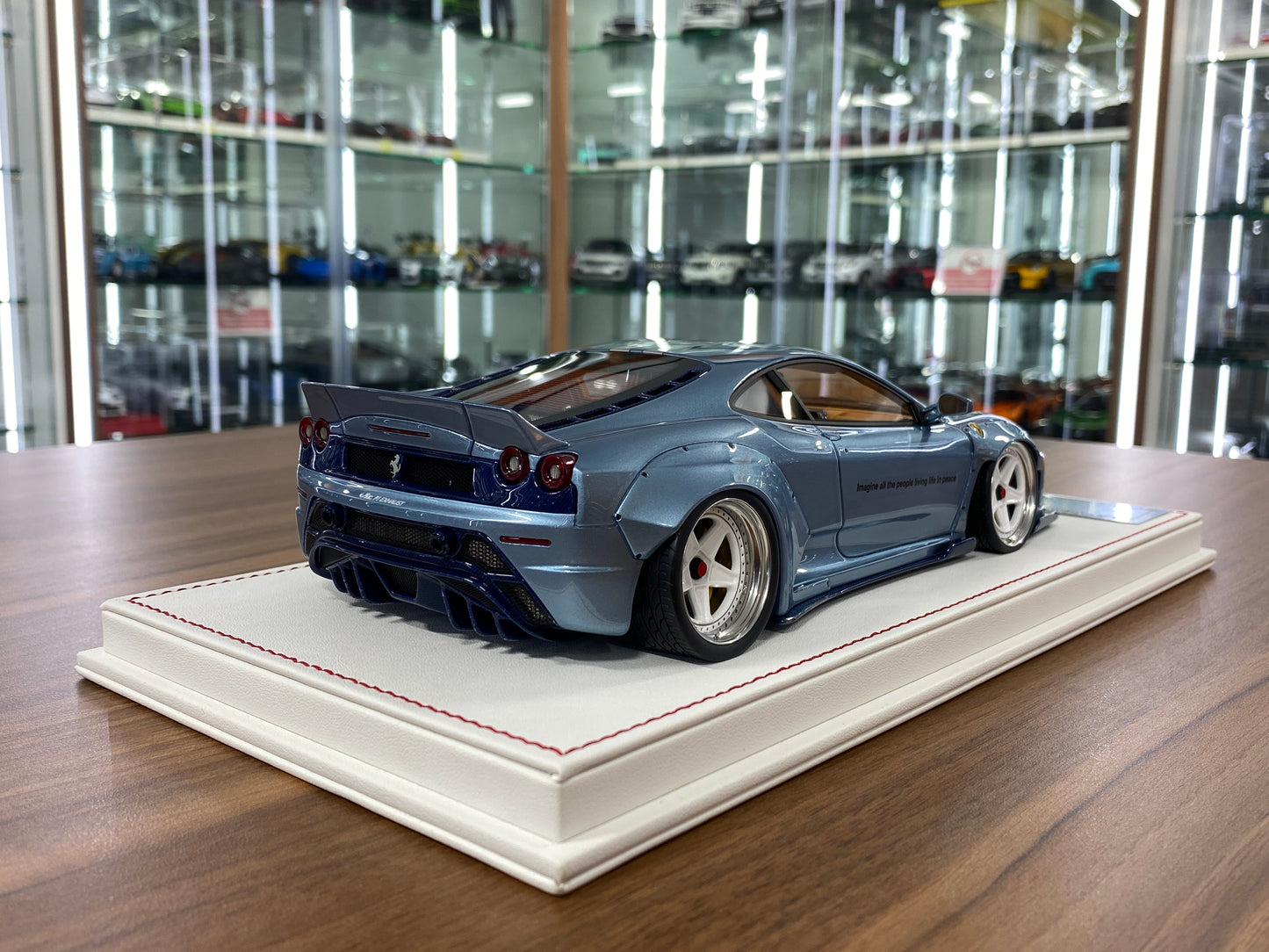 1/18 Resin Ferrari 430 Scuderia LB Performance – Azul Plateado, silver stripes| Davis & Giovanni