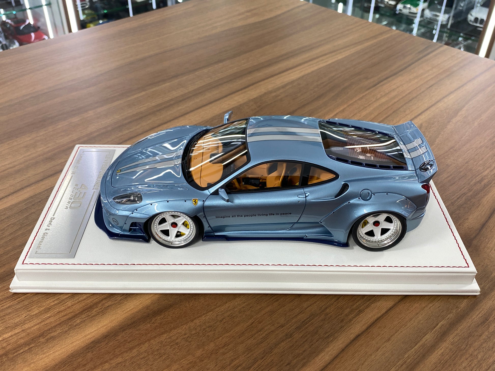 1/18 Resin Ferrari 430 Scuderia LB Performance – Azul Plateado, silver stripes| Davis & Giovanni