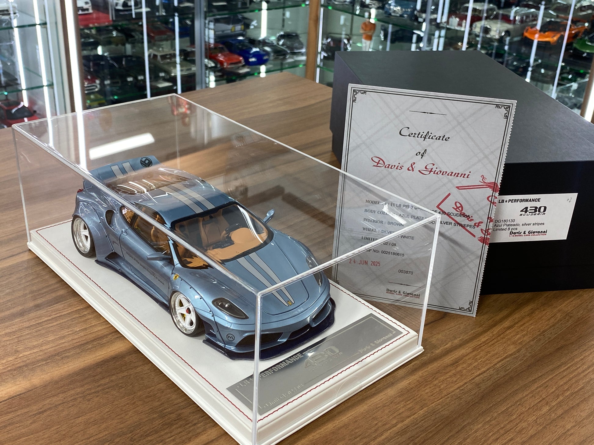 1/18 Resin Ferrari 430 Scuderia LB Performance – Azul Plateado, silver stripes| Davis & Giovanni