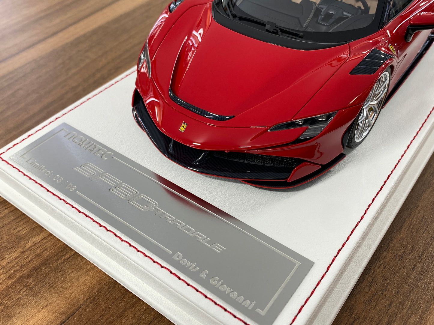 1/18 Davis & Giovanni Ferrari SF90 Stradale Novitec Rosso Corsa | Resin | Limited 8 pcs