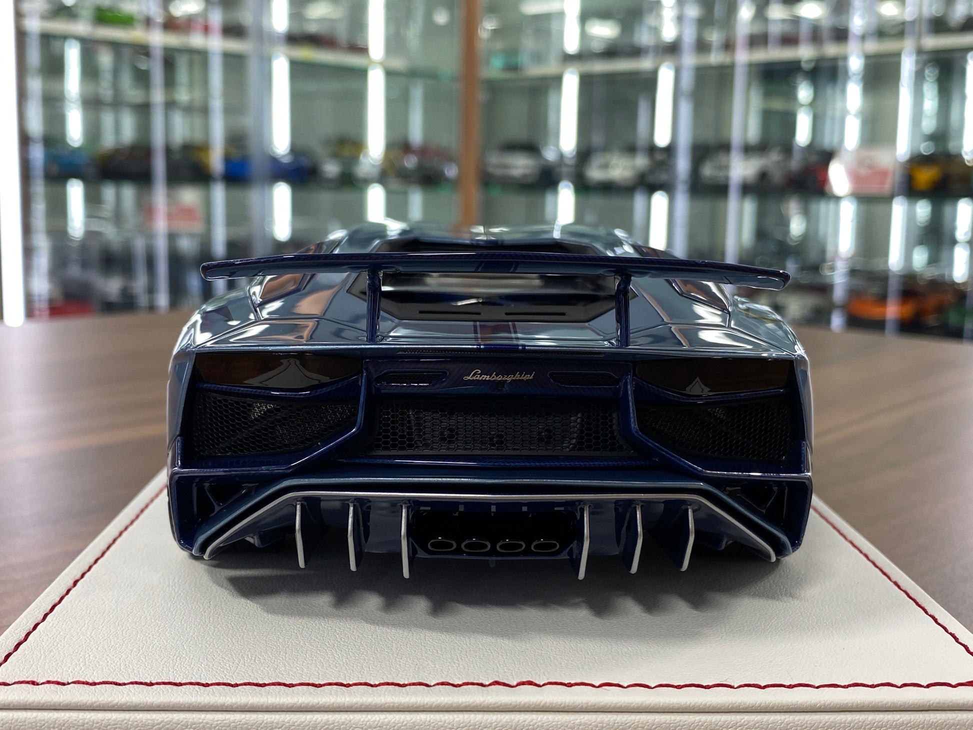 1/18 Resin Davis & Giovanni Lamborghini AVENTADOR LP 720-4 SV LB Performance with Azul Plateado, blue stripe, blue carbon Limited Edition - 10 pcs