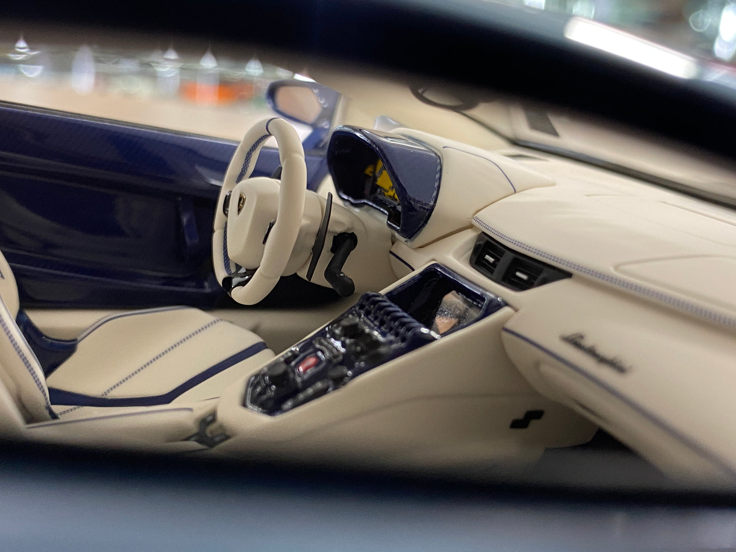 1/18 Resin Davis & Giovanni Lamborghini AVENTADOR LP 720-4 SV LB Performance with Azul Plateado, blue stripe, blue carbon Limited Edition - 10 pcs