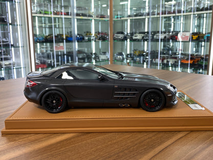 1/18 Resin IVY Models - Mercedes-Benz SLR McLaren 722 in Striking Full Carbon