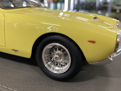 1/18 Ferrari 250 GT Lusso Paris Motor Show 1962 – S/N 3849 GT Yellow | BBR Models Resin | Limited to 129 Pieces