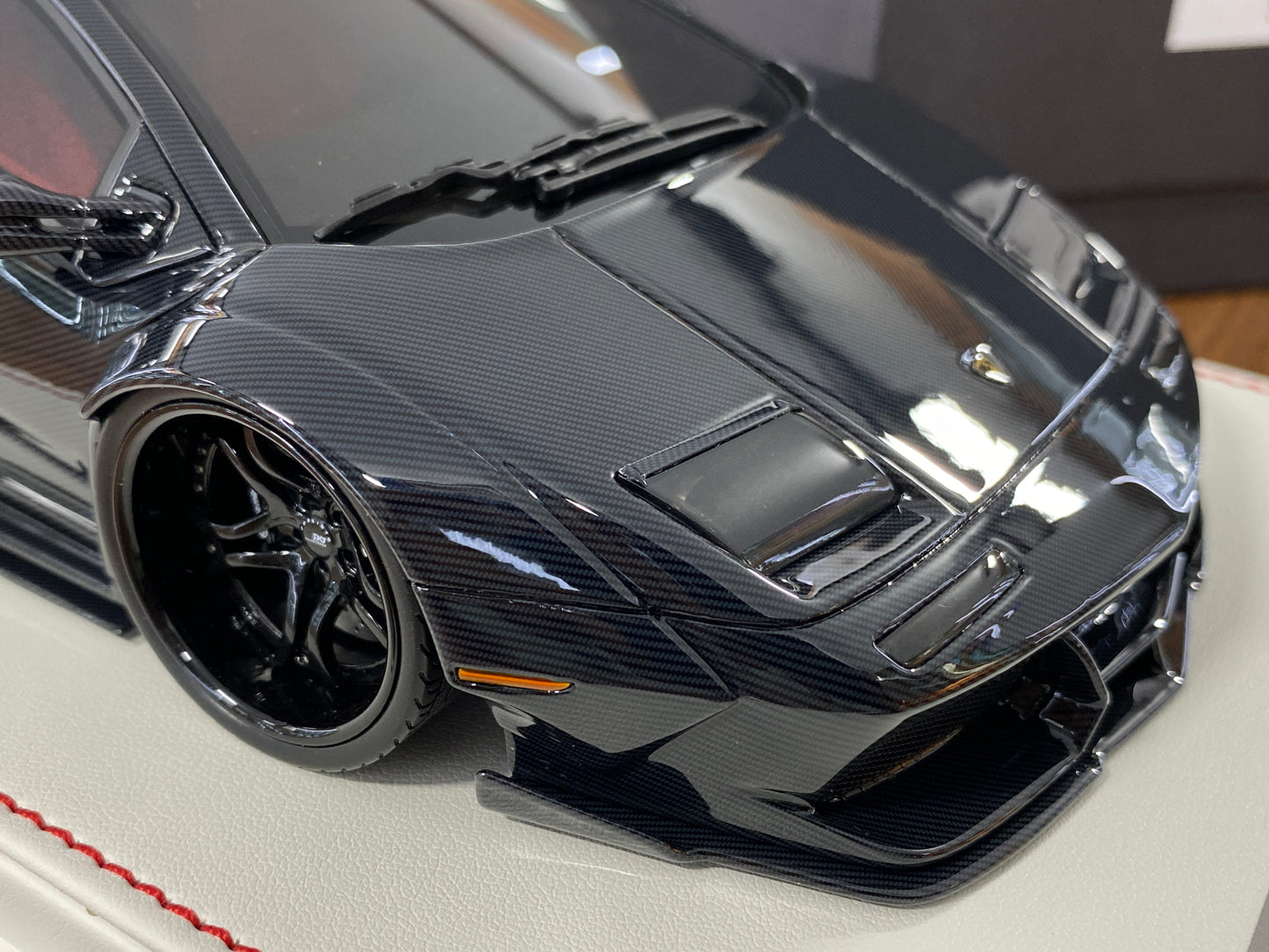 1/18 Lamborghini Diablo 6.0 "Sunset Dream" | Davis & Giovanni | Resin | Carbon Fiber | 1 of 1