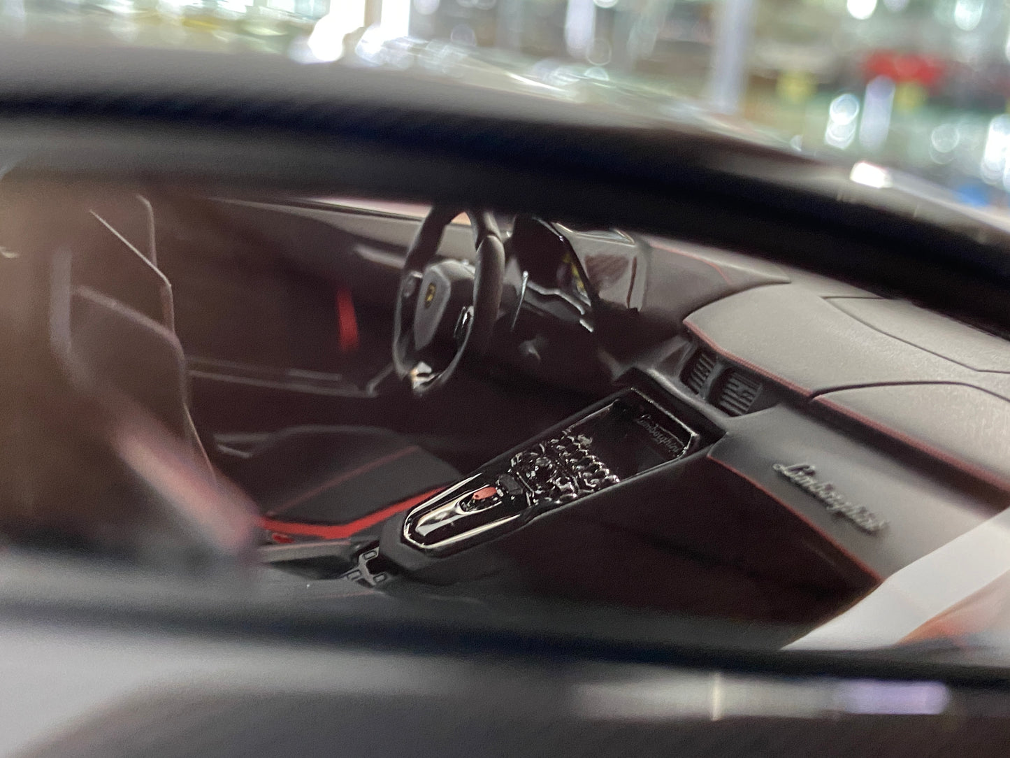 1/18 Lamborghini Aventador LP700/4 SV LB Performance – Resin | Carbon/White | Davis & Giovanni | 1 of 1