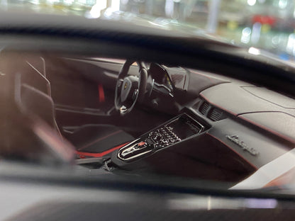 1/18 Lamborghini Aventador LP700/4 SV LB Performance – Resin | Carbon/White | Davis & Giovanni | 1 of 1