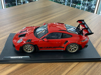 1/18 Diecast Porsche 911 (992) GT3 RS 2024 in Guard Red | Solido
