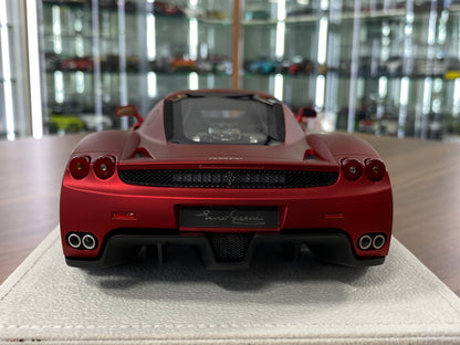 Exclusive Ferrari Enzo 1/18 Gavin Models|Limited Edition in Glossy Red