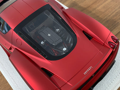 Exclusive Ferrari Enzo 1/18 Gavin Models|Limited Edition in Glossy Red