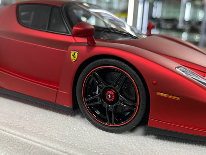 Exclusive Ferrari Enzo 1/18 Gavin Models|Limited Edition in Glossy Red
