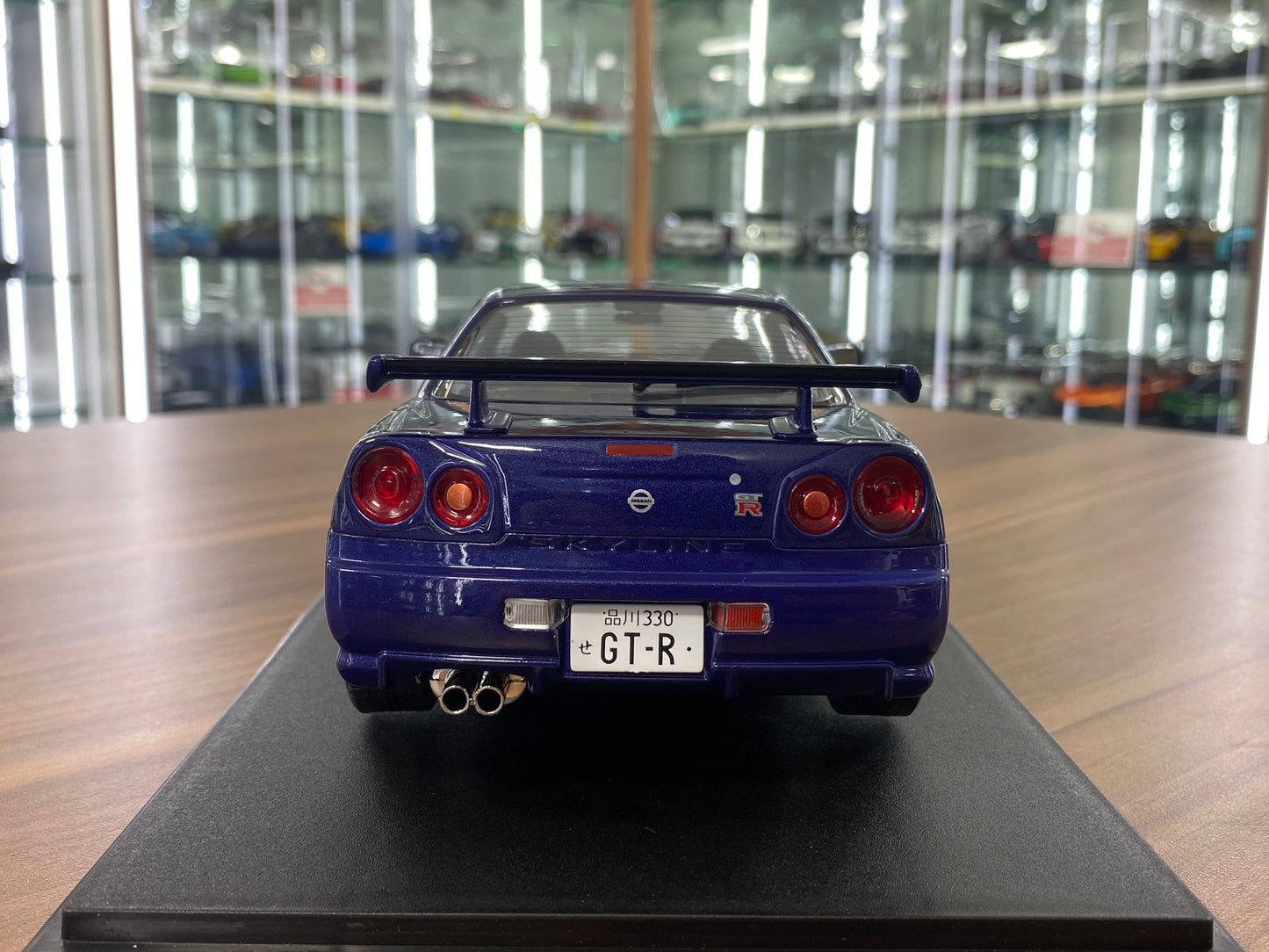 Diecast Nissan GT-R R34 Skyline Dark Blue 1/18 1999 by Solido Model Car