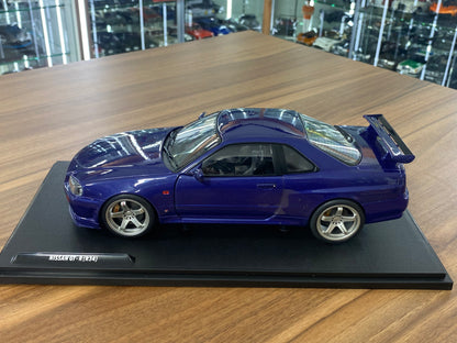 Diecast Nissan GT-R R34 Skyline Dark Blue 1/18 1999 by Solido Model Car