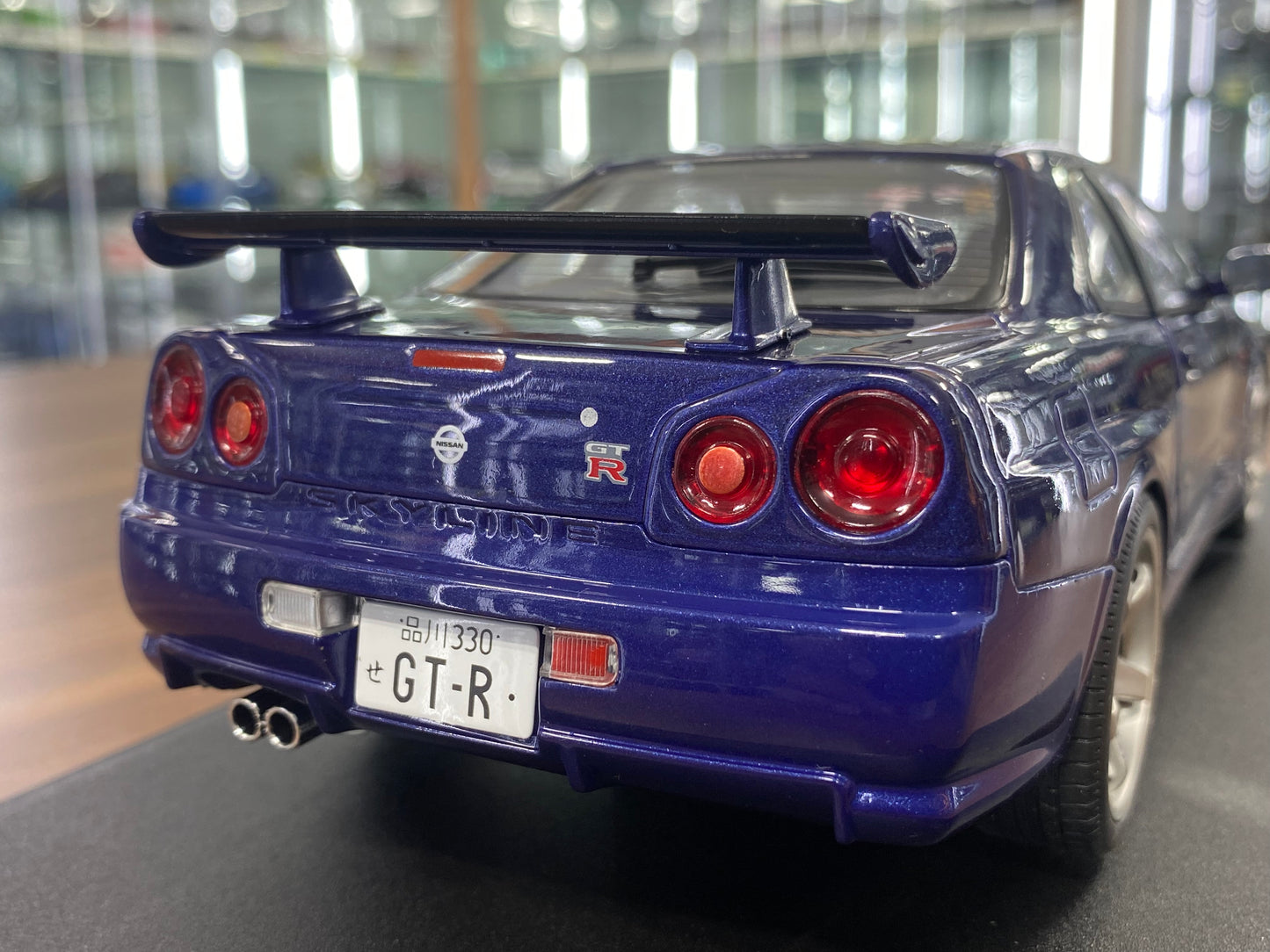 Diecast Nissan GT-R R34 Skyline Dark Blue 1/18 1999 by Solido Model Car