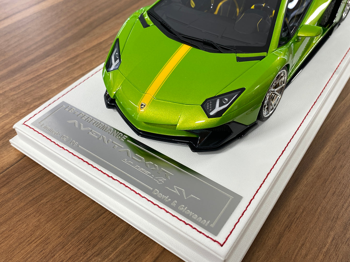 1/18 Resin Davis & Giovanni Lamborghini AVENTADOR LP 720-4 SV LB Performance with Verde Dorado, metallic yellow stripe Limited Edition - 6 pcs
