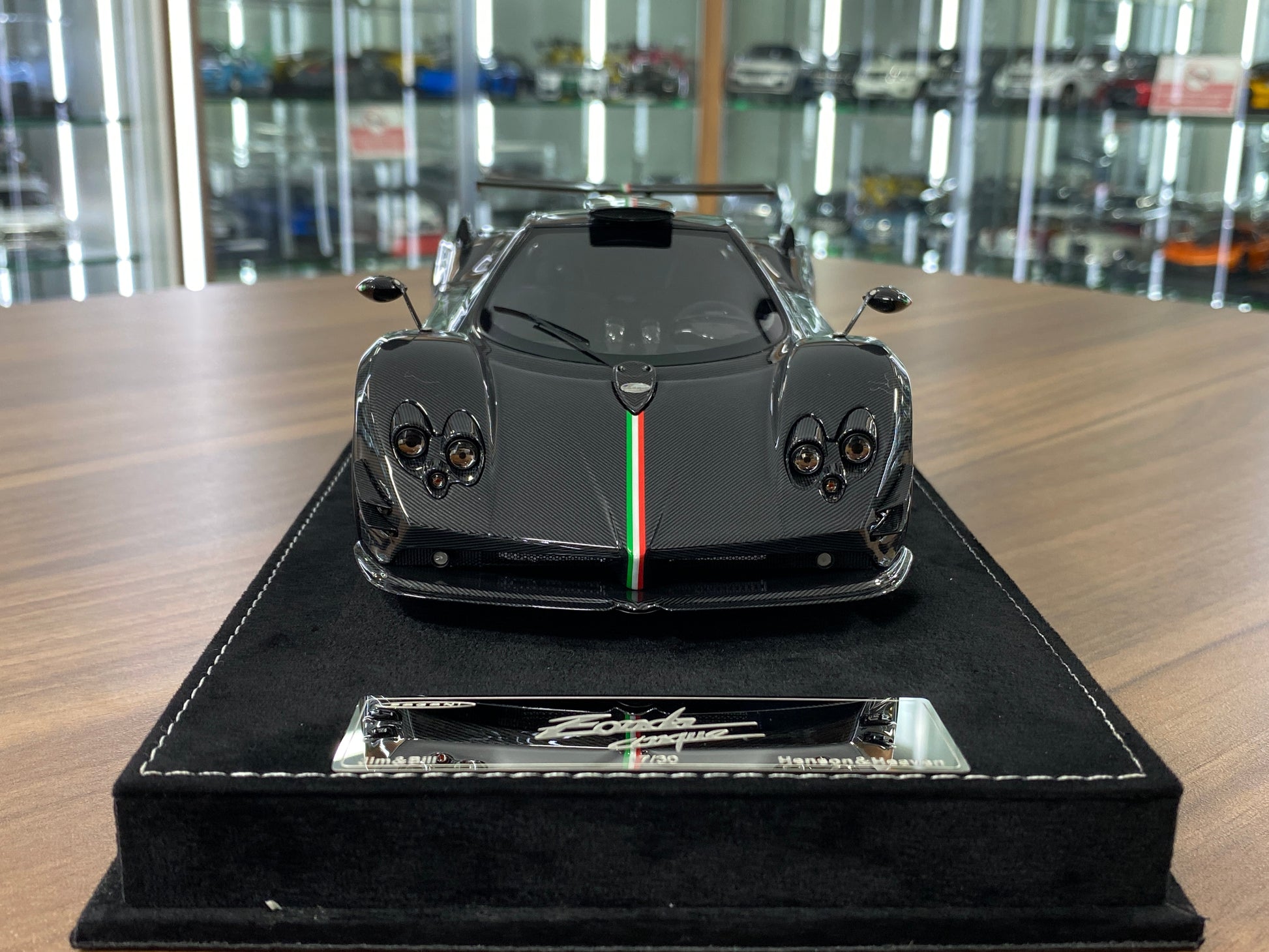 1/18 HH Model Pagani Zonda Cinque Black Carbon  Resin | Limited 30 pcs